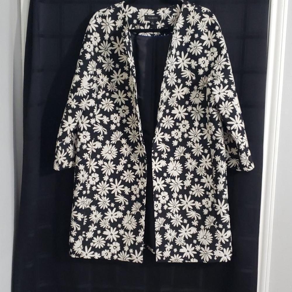 Outerwear - Coat